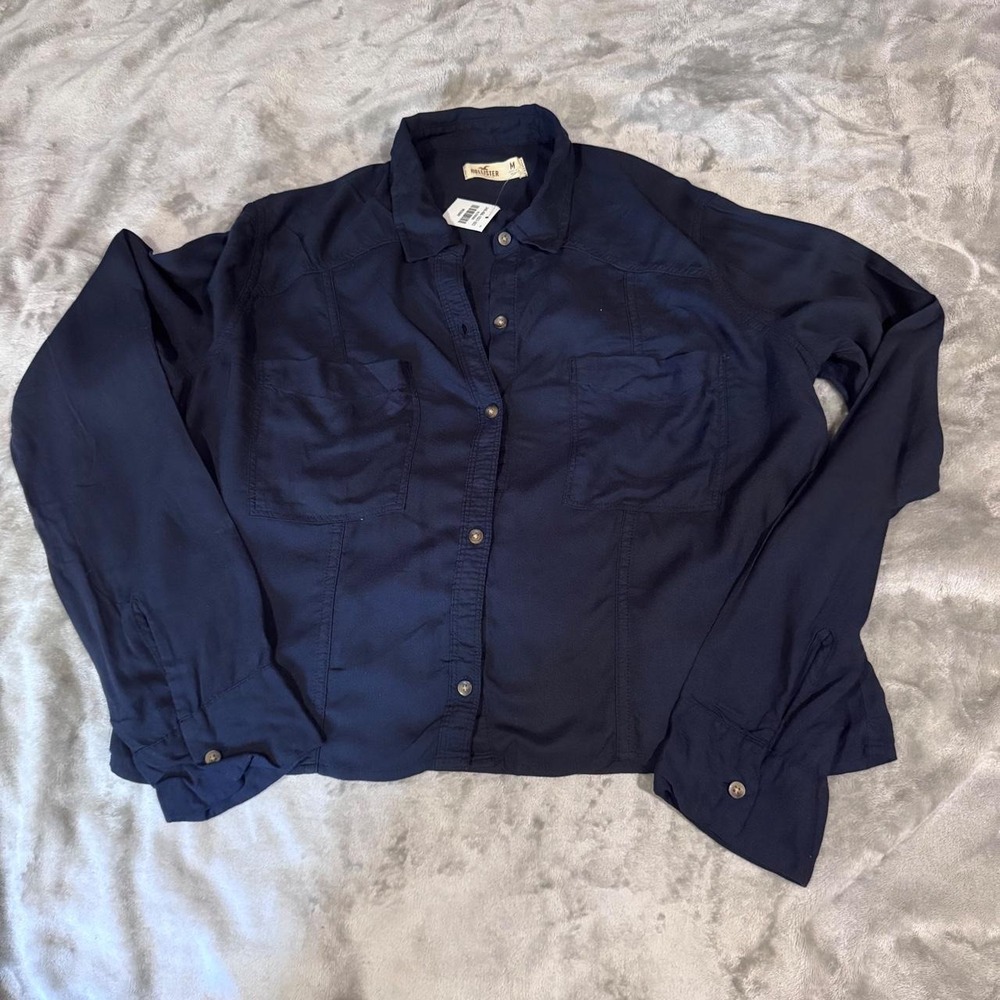 Hollister | Y2K | Navy cropped shirt